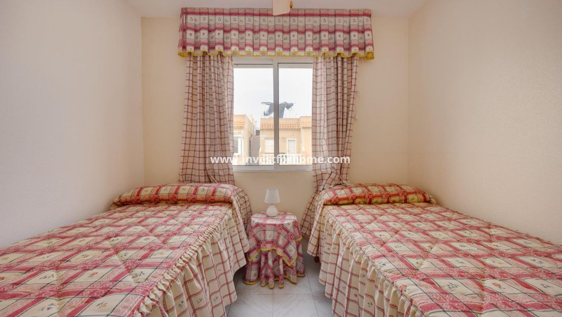 Försäljning - Villa - Torrevieja - Torreta Florida