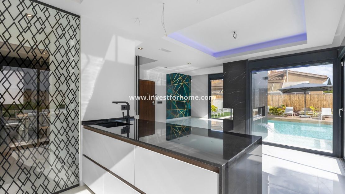 Försäljning - Villa - Torrevieja - Torreta Florida