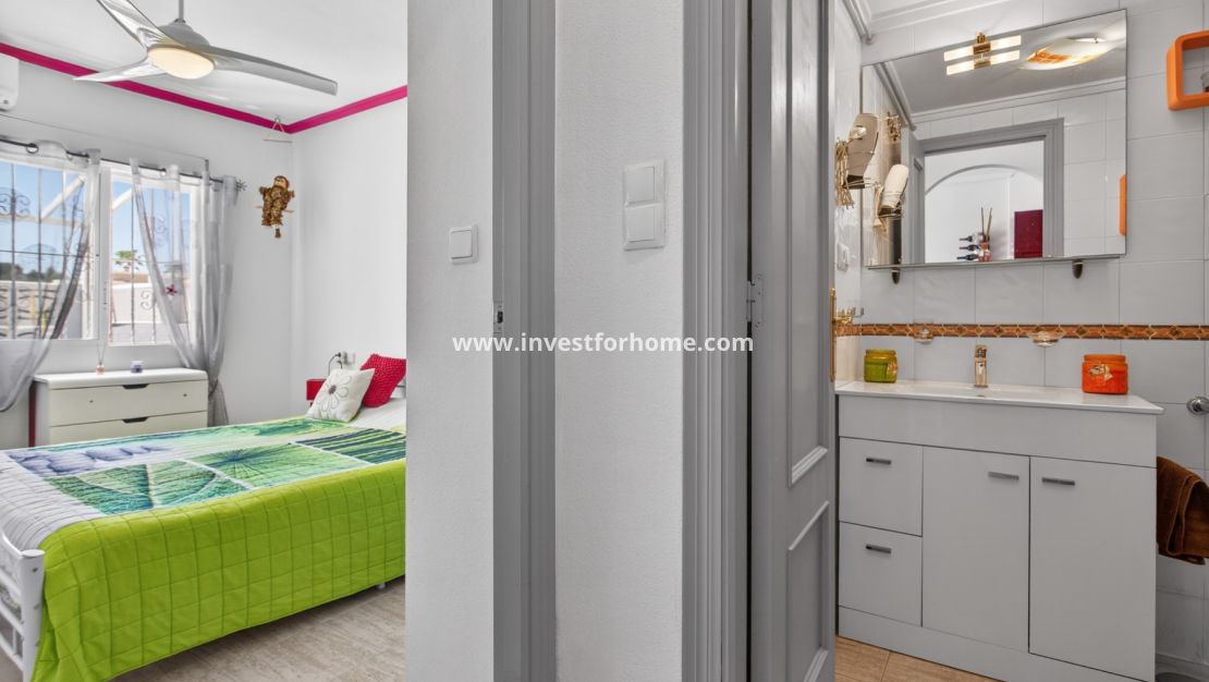 Hall markplansbungalow