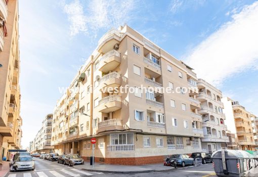 Lägenhet - Försäljning - Torrevieja - Estacion De Autobuses