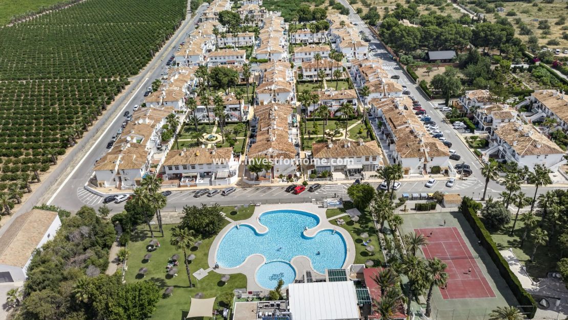 Lago Jardin I, Torrevieja, Los Balcones, Hotel Doña Monse