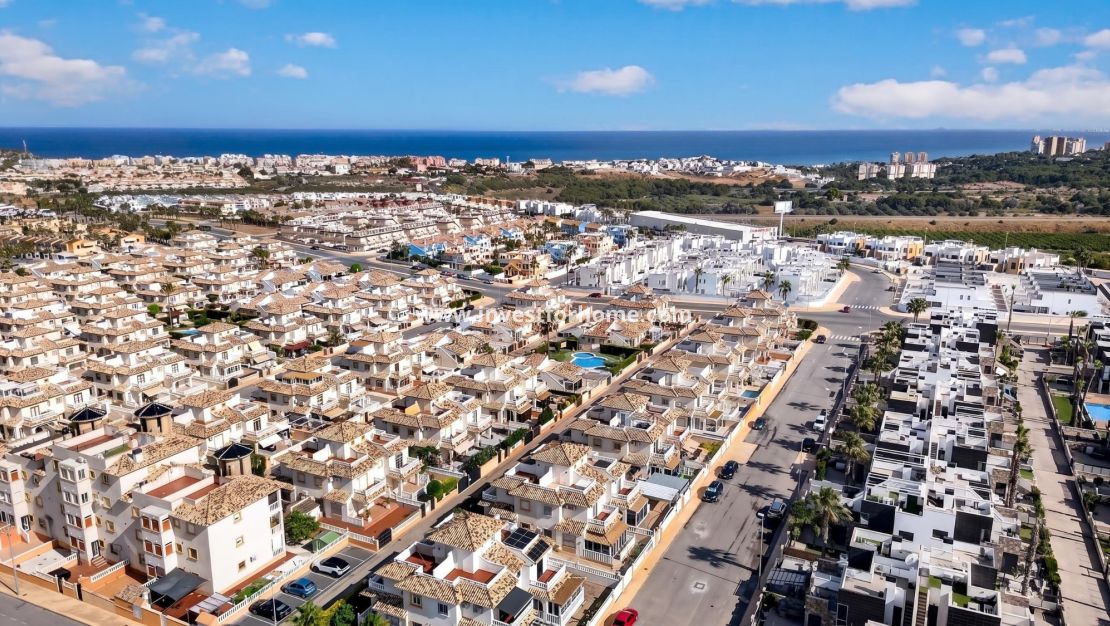 Lomas de Cabo Roig, Playa Golf III, Orihuela Costa, Alicante
