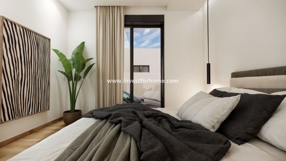 New Build - House - Dolores