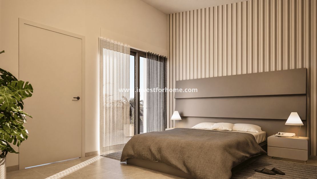 New Build - House - Los Nietos