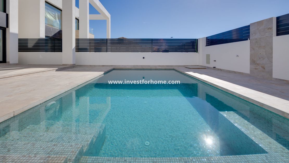 New Build - terraced - Torrevieja - Centro