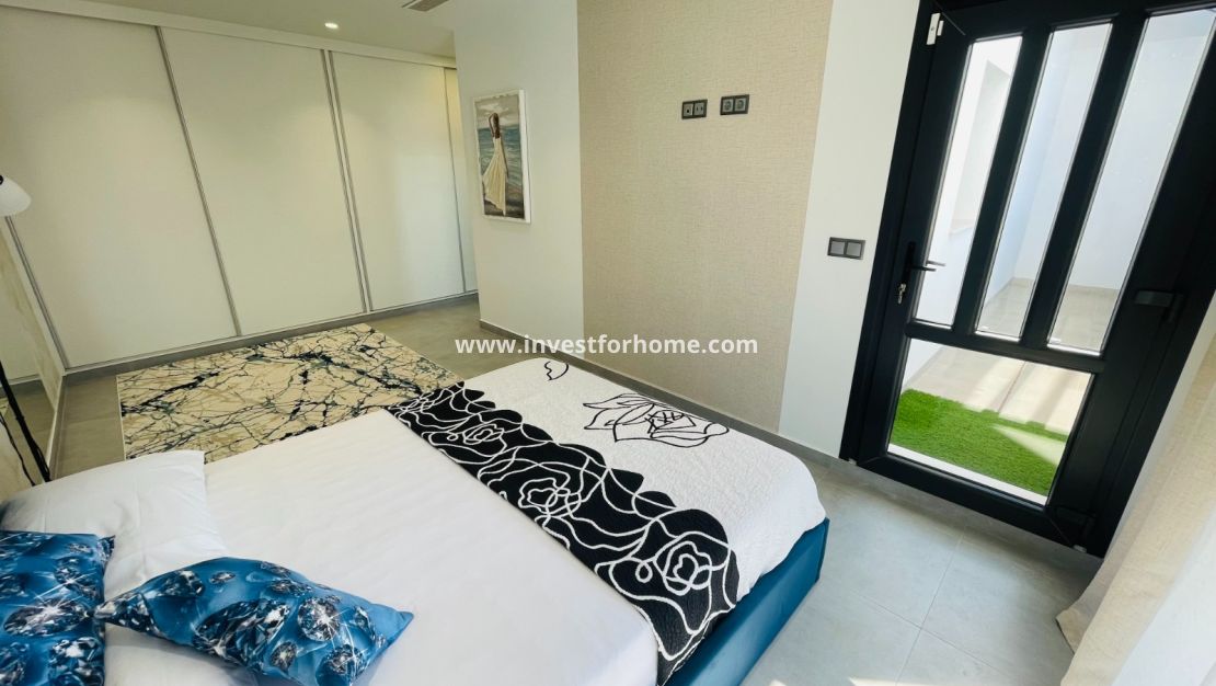 New Build - Villa - Torrevieja - Centro