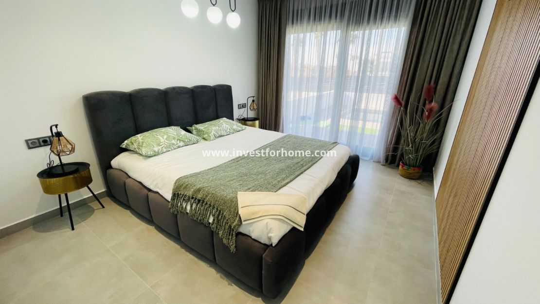 New Build - Villa - Torrevieja - Centro