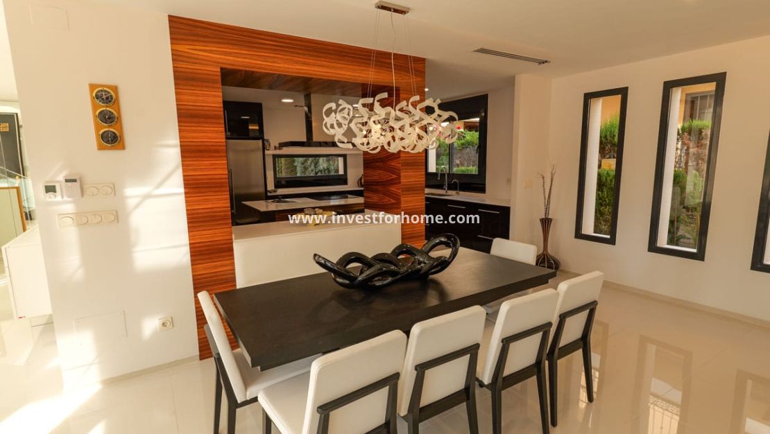 New Build - Villa - Torrevieja - Centro