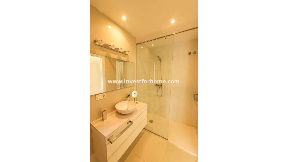 New Build - Villa - Torrevieja - Centro