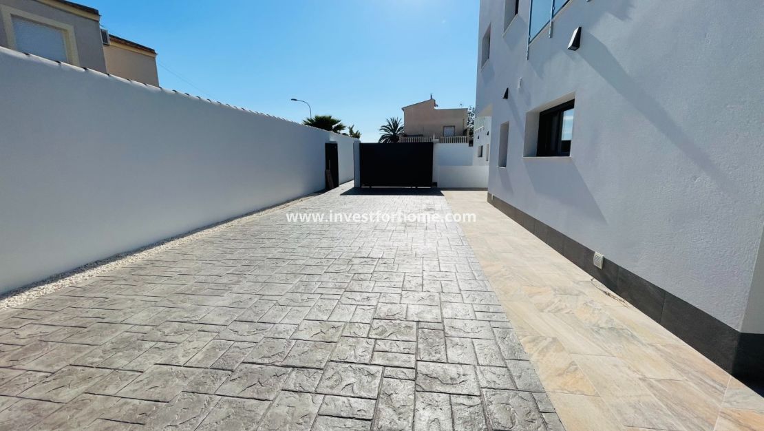 Nieuwbouw - Villa - Torrevieja - Centro