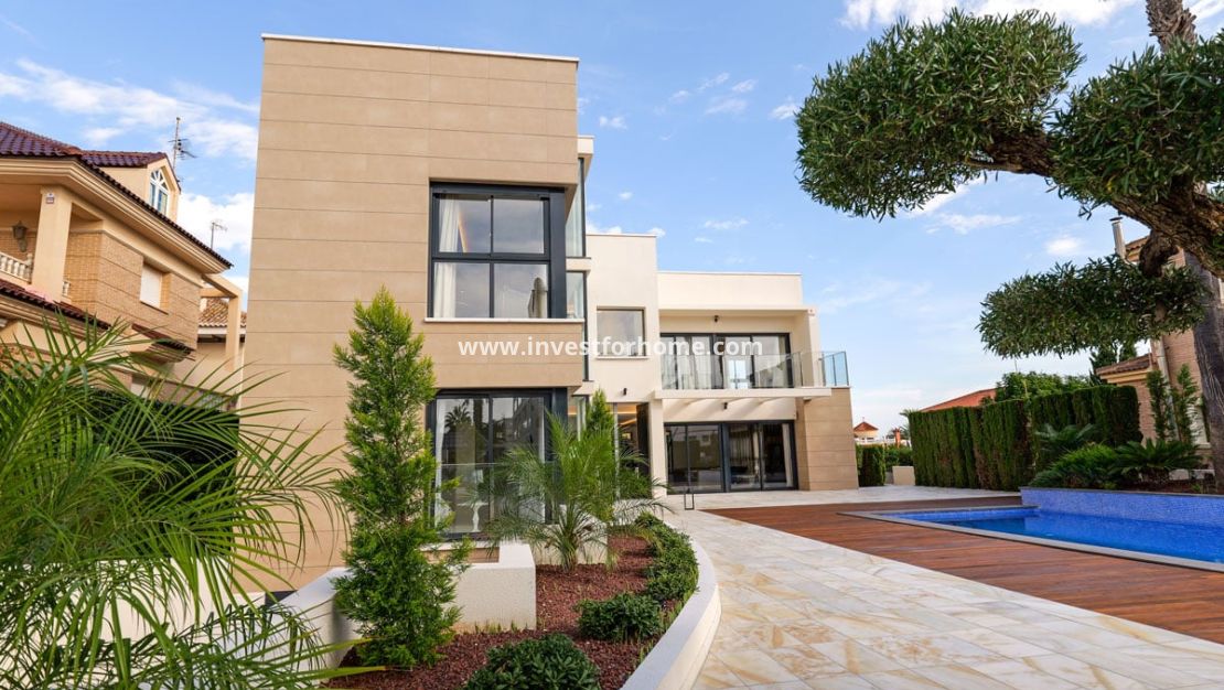 Nieuwbouw - Villa - Torrevieja - Centro