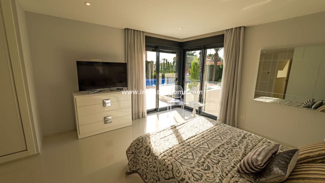 Nieuwbouw - Villa - Torrevieja - Centro