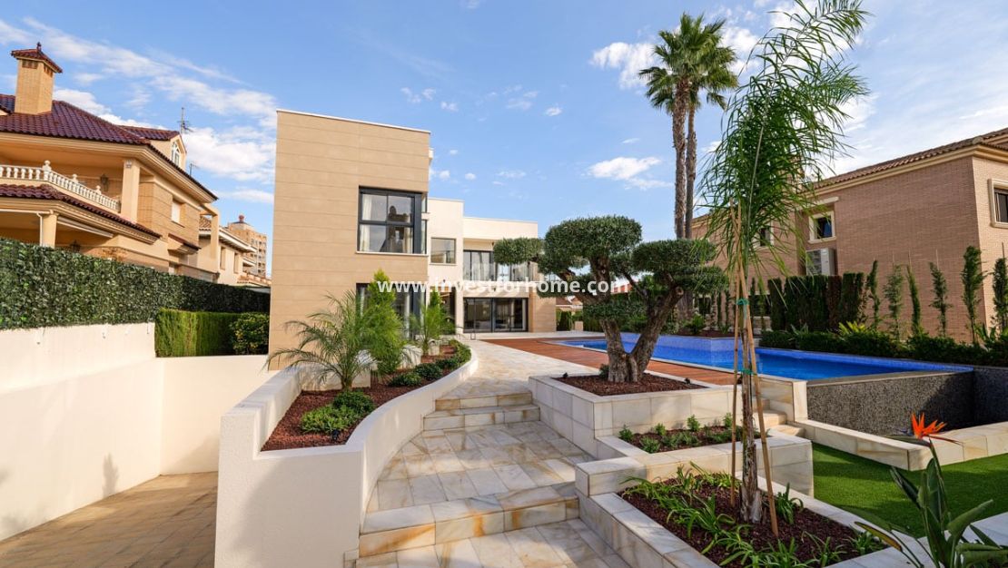 Nieuwbouw - Villa - Torrevieja - Centro