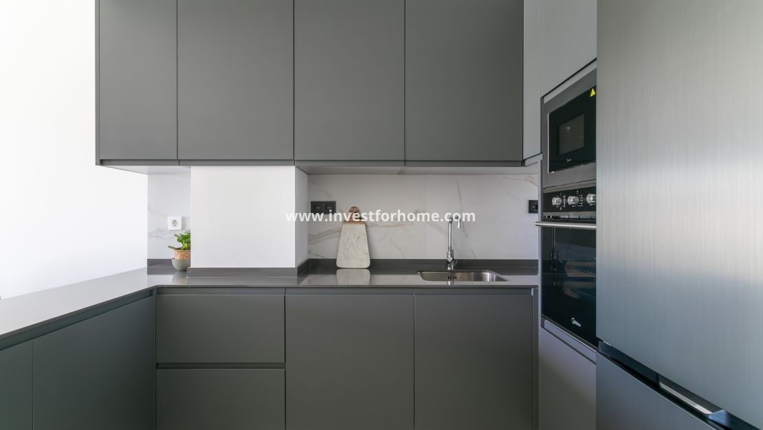 Nouvelle construction - ground-floor - Torrevieja - Centro