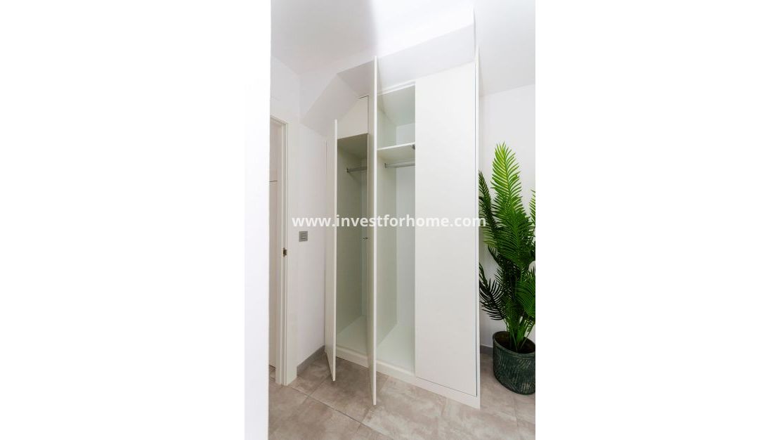 Nouvelle construction - terraced - Torrevieja - Centro