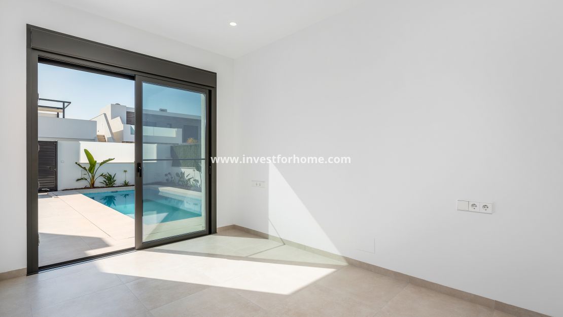 Nouvelle construction - Villa - Los Alcázares