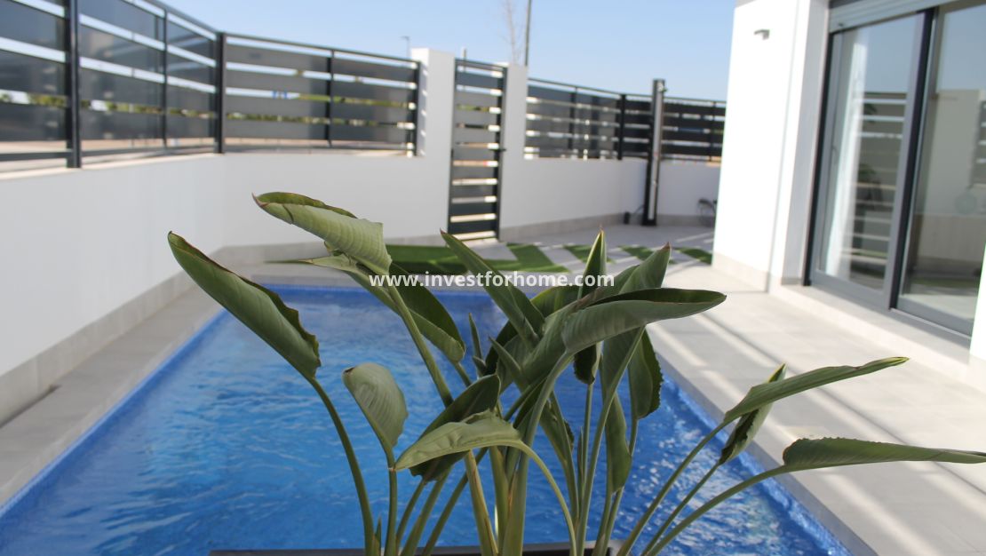 Nouvelle construction - Villa - Roldan