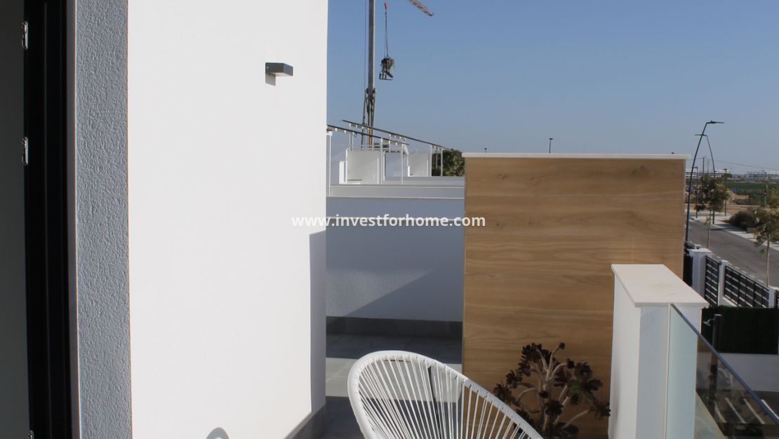 Nouvelle construction - Villa - Roldan