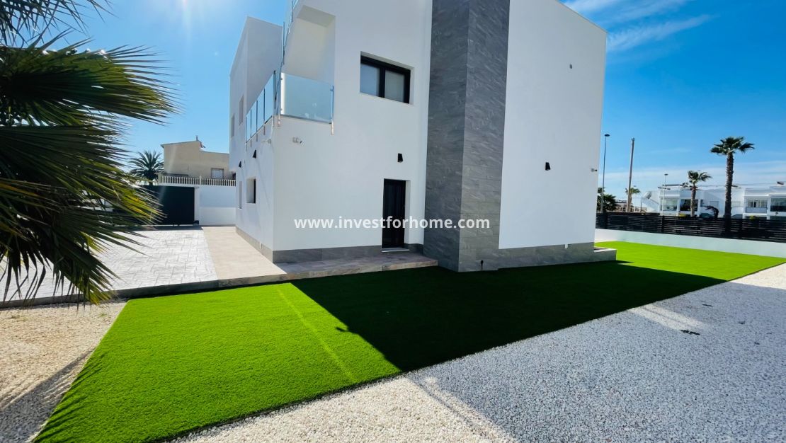 Nouvelle construction - Villa - Torrevieja - Centro