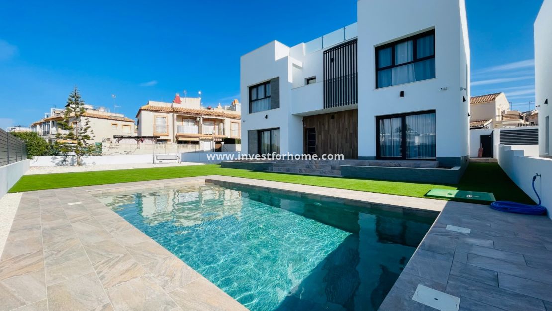 Nouvelle construction - Villa - Torrevieja - Centro