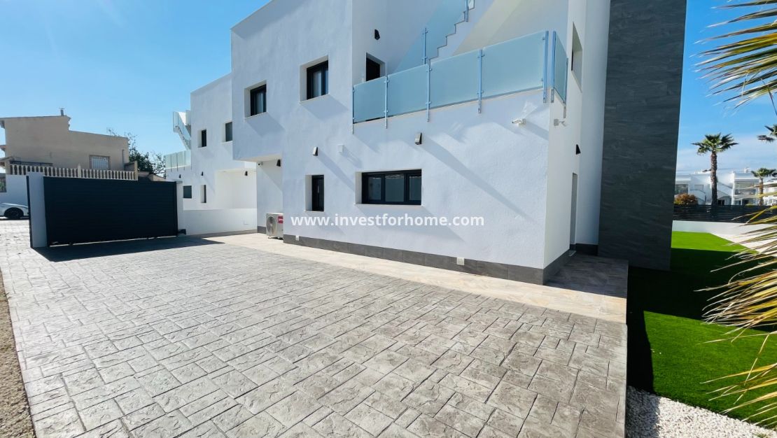 Nouvelle construction - Villa - Torrevieja - Centro