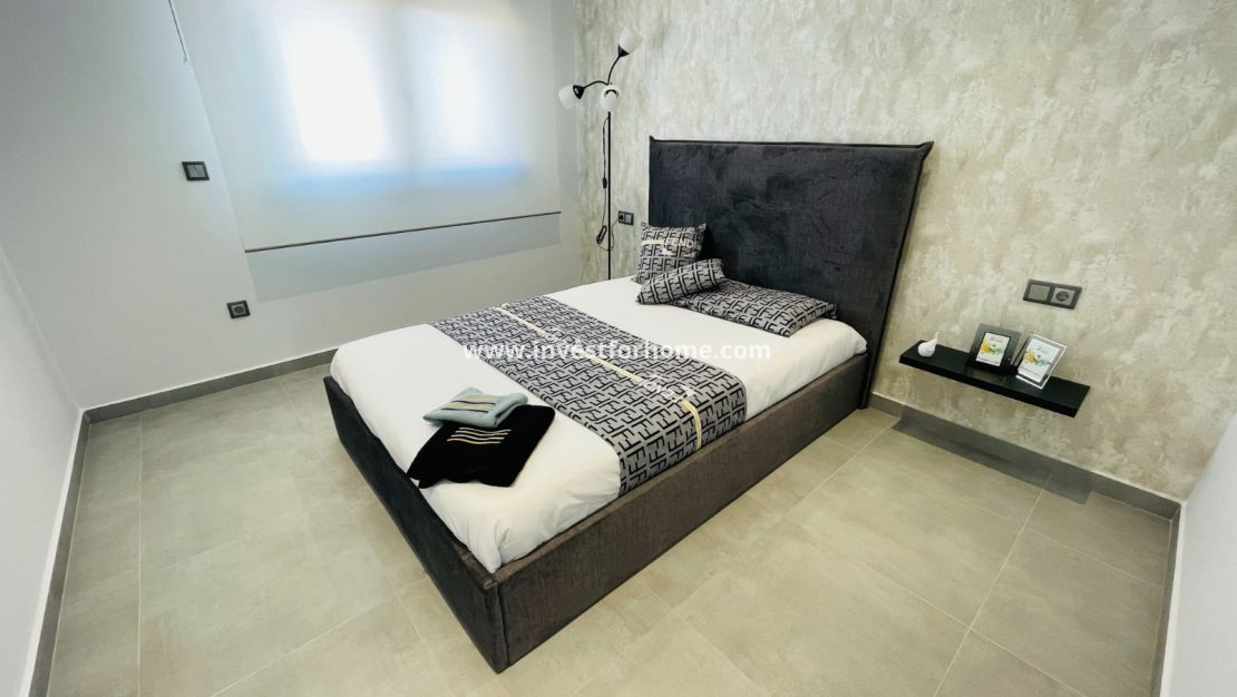 Nouvelle construction - Villa - Torrevieja - Centro