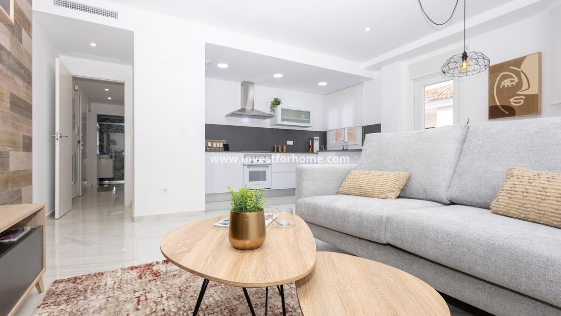 Nueva construcción - Apartamento - Jacarilla - pueblo