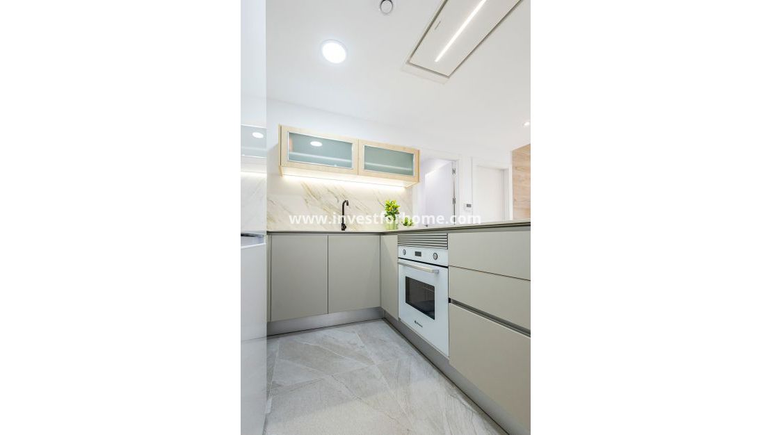 Nueva construcción - Apartamento - Torrevieja - Centro