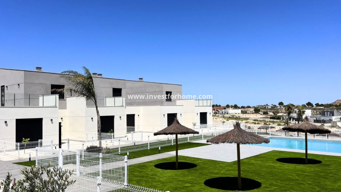 Nueva construcción - Casa - BAOS Y MENDIGO - Altaona Golf And Country Village