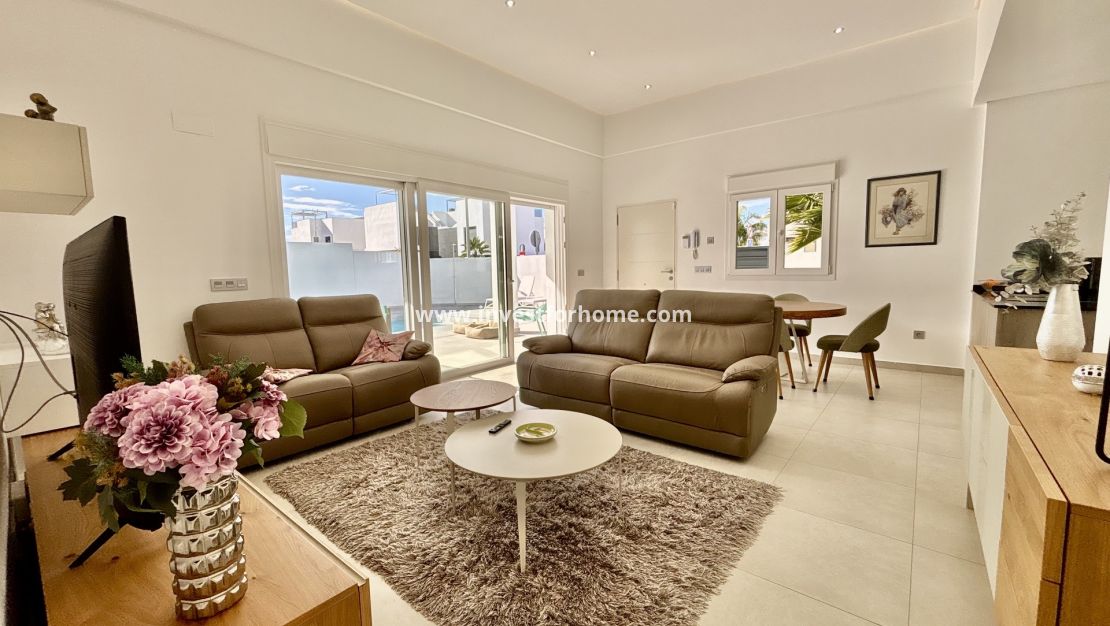 Nueva construcción - Casa - Benijofar