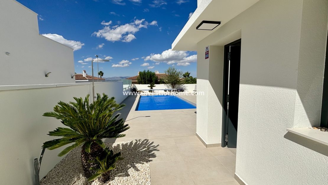 Nueva construcción - Casa - Benijofar