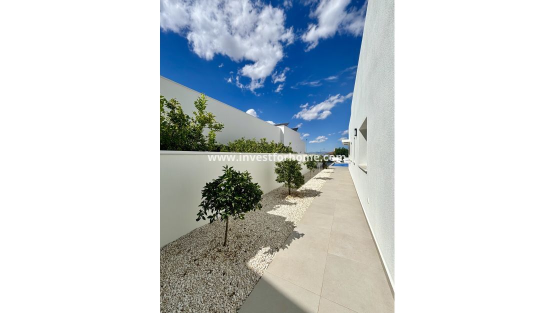 Nueva construcción - Casa - Benijofar