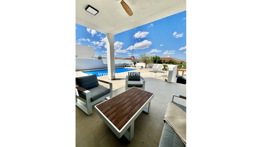 Nueva construcción - Casa - Benijofar