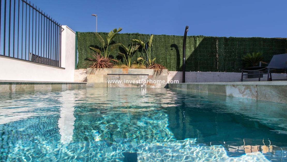 Nueva construcción - Casa - Finestrat