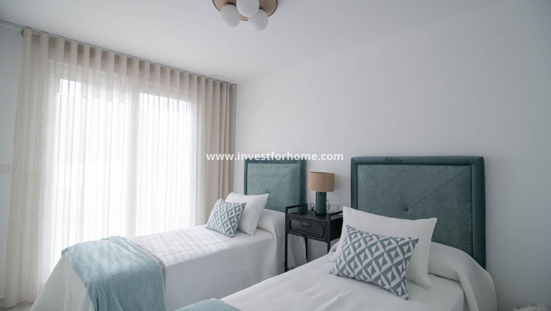 Nueva construcción - Casa - Jerónimo y Avileses