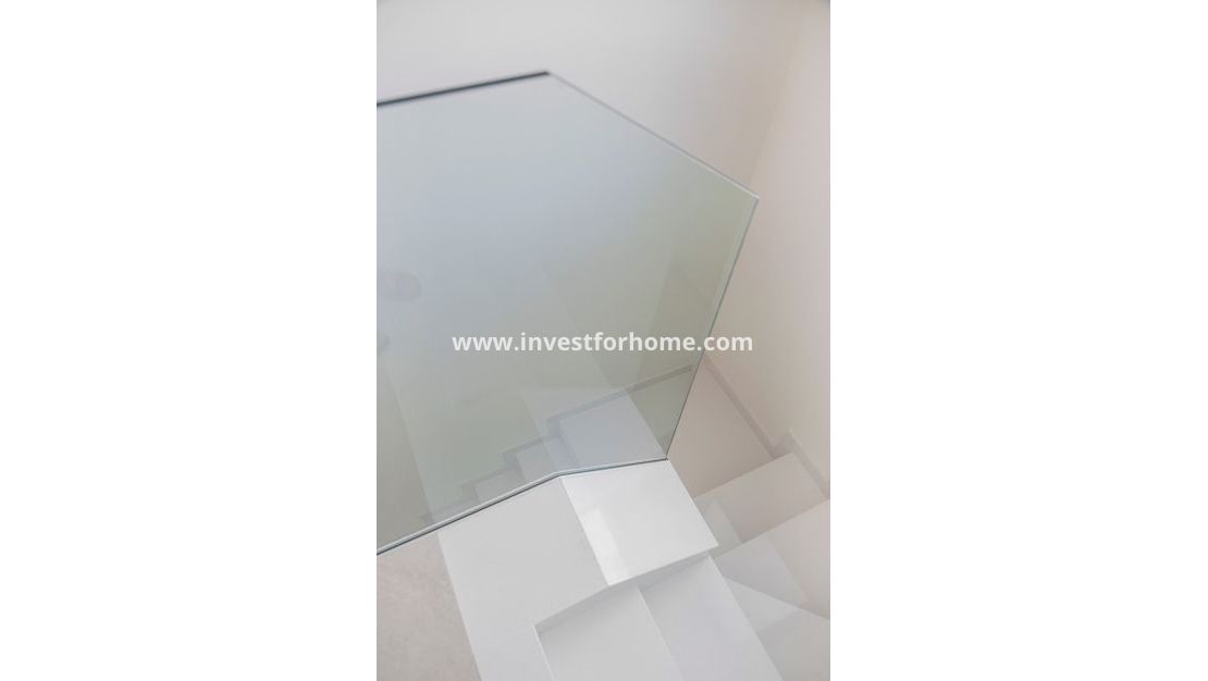 Nueva construcción - Casa - Los Alcázares