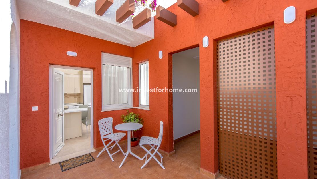 Nueva construcción - Casa - Los Alcázares