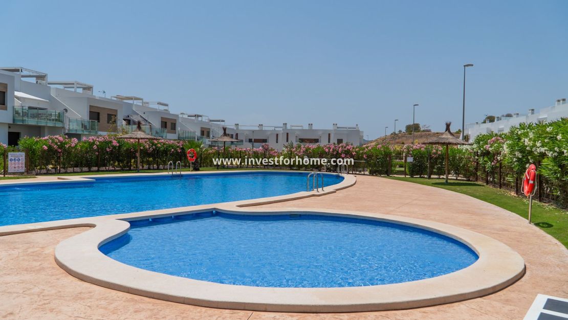 Nueva construcción - Casa - Orihuela Costa - Vistabella Golf