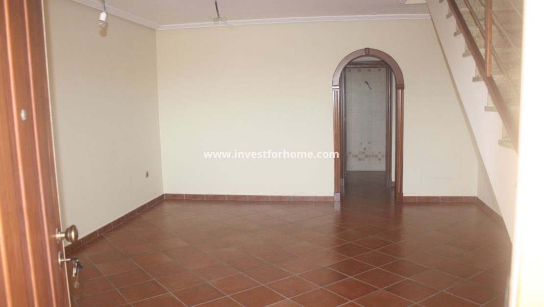 Nueva construcción - Casa - Torrevieja - Centro