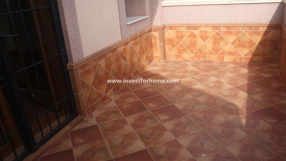 Nueva construcción - Casa - Torrevieja - Centro