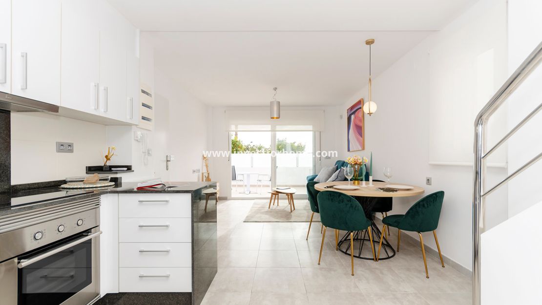 Nueva construcción - Casa - Torrevieja - Centro