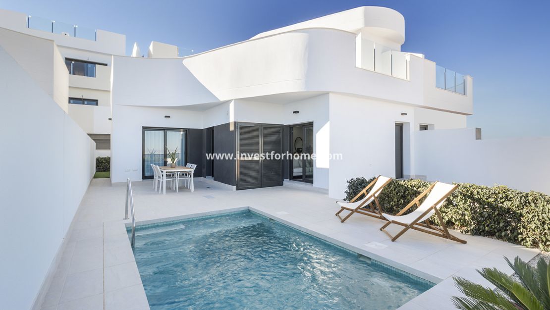 Nueva construcción - Casa - Torrevieja - Centro