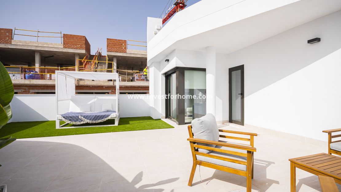 Nueva construcción - Casa - Torrevieja - Centro