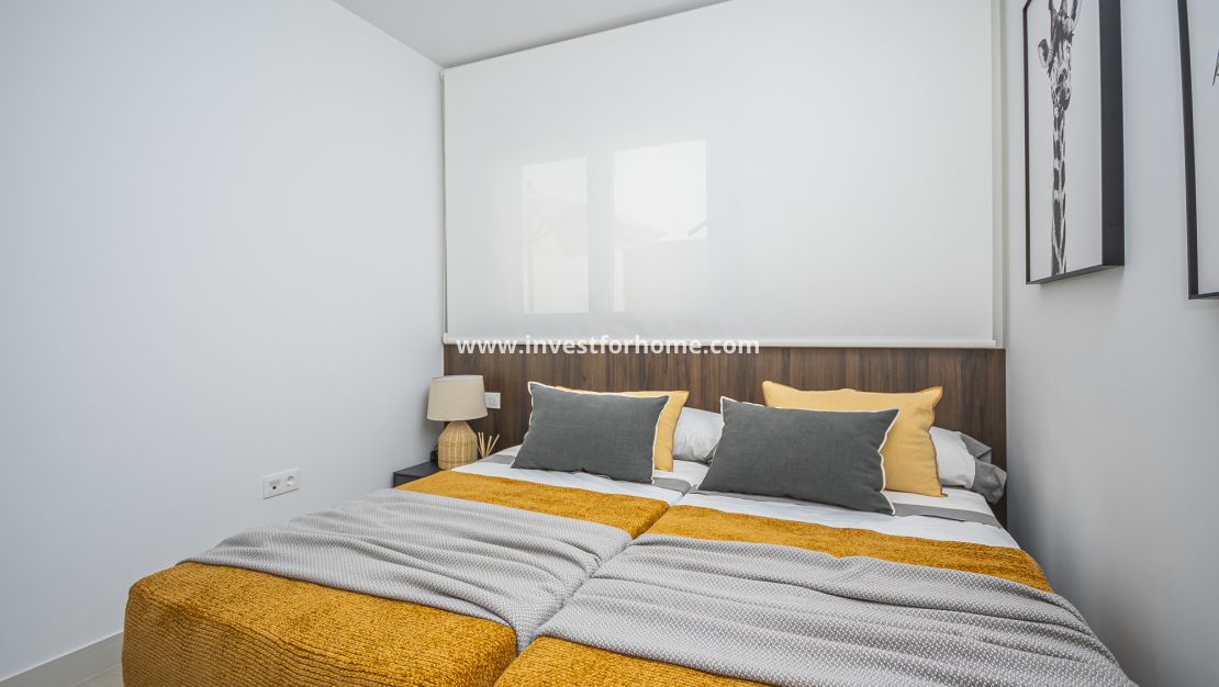 Nueva construcción - Casa - Torrevieja - Centro