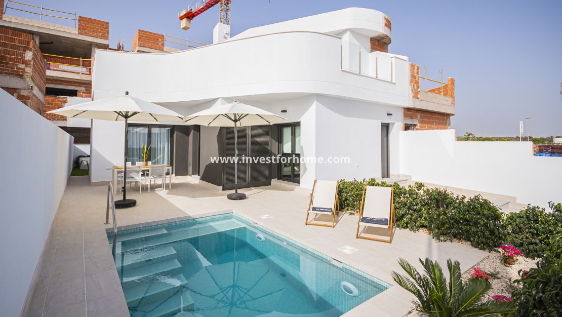 Nueva construcción - Casa - Torrevieja - Centro