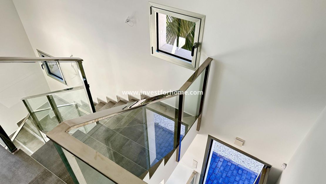 Nueva construcción - Chalet - Algorfa - La Finca Golf