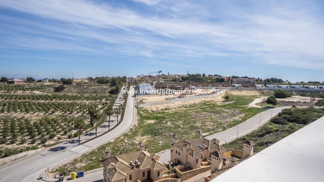 Nueva construcción - Chalet - Algorfa - La Finca Golf