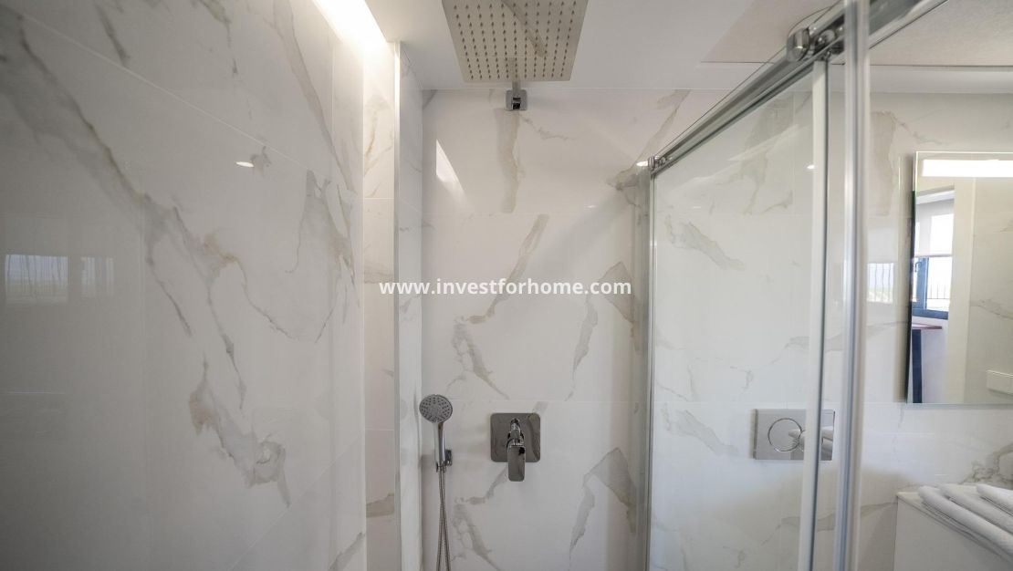 Nueva construcción - Chalet - Algorfa - La Finca Golf