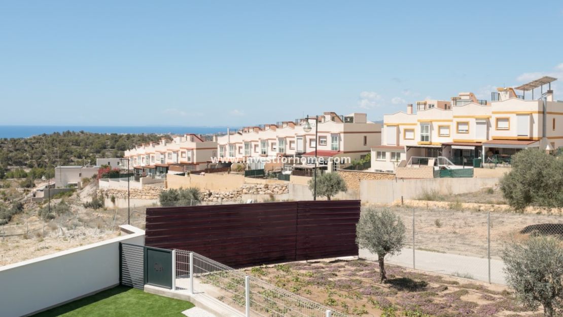 Nueva construcción - Chalet - Finestrat