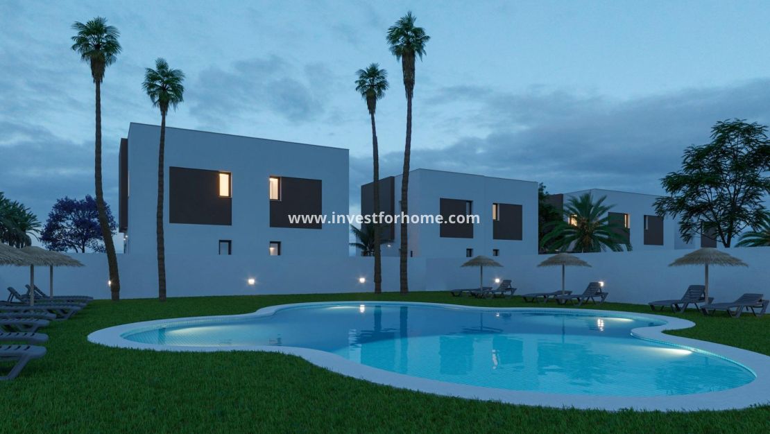 Nueva construcción - Chalet - La Marina - El Pinet